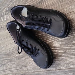 Dansko black slip resistant lace up shoe